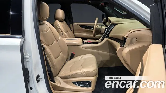 Cadillac Escalade 2020 — фото 11
