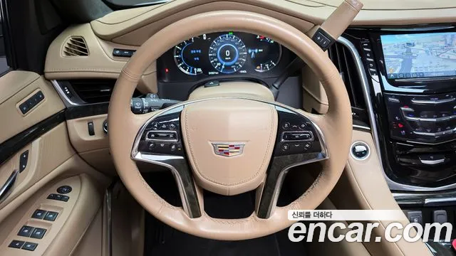 Cadillac Escalade 2020 — фото 13