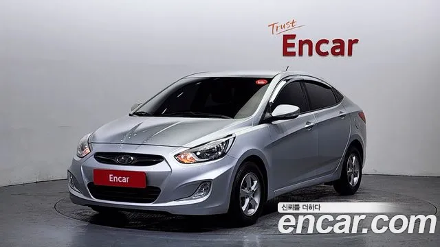 Hyundai Accent 2012 — фото 1