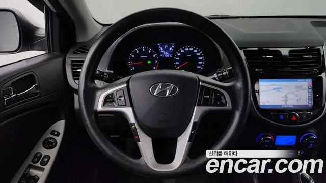 Hyundai Accent 2012 — фото 14