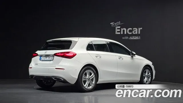 Mercedes-Benz A-Class 2025 — фото 2
