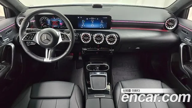 Mercedes-Benz A-Class 2025 — фото 7