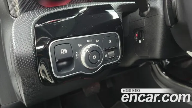 Mercedes-Benz A-Class 2025 — фото 18