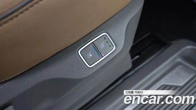 Hyundai Staria 2022 — фото 18