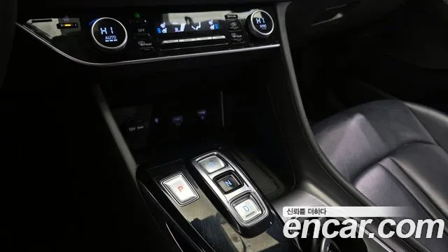 Hyundai Sonata 2022 — фото 9