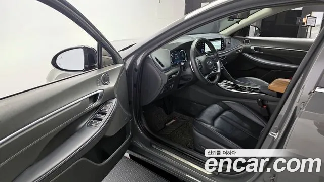 Hyundai Sonata 2022 — фото 10