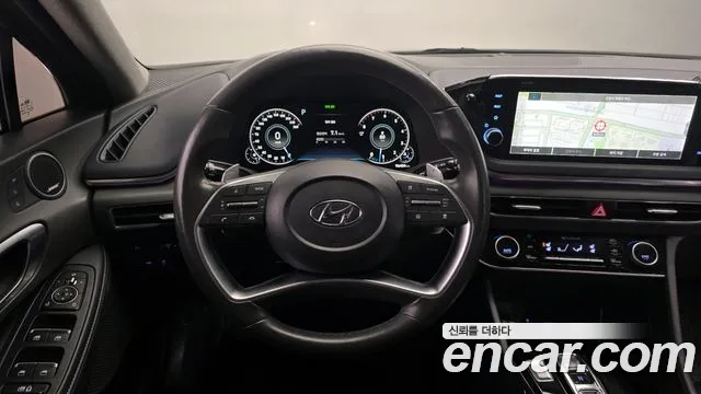 Hyundai Sonata 2022 — фото 13