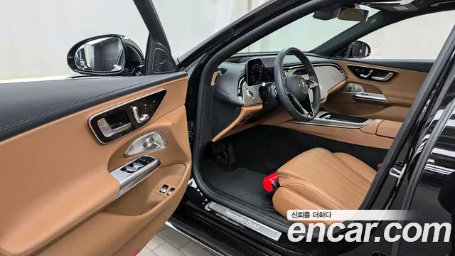 Mercedes-Benz E-Class 2025 — фото 10