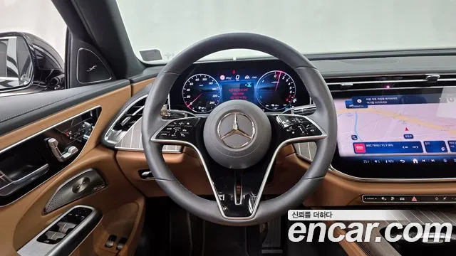Mercedes-Benz E-Class 2025 — фото 13