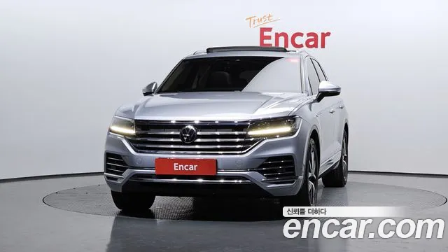 Volkswagen Touareg 2021 — фото 3