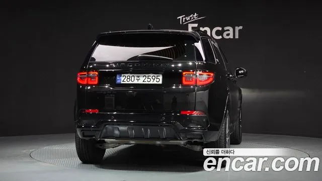 Land Rover Discovery Sport 2025 — фото 4