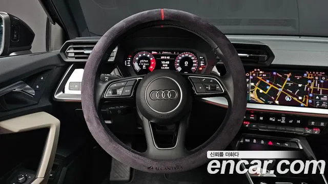Audi A3 2023 — фото 13