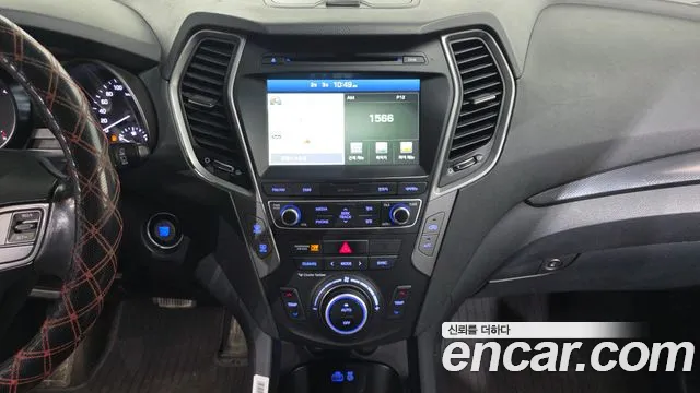Hyundai Santafe 2017 — фото 14