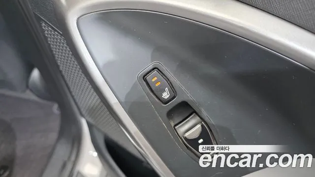 Hyundai Santafe 2017 — фото 18