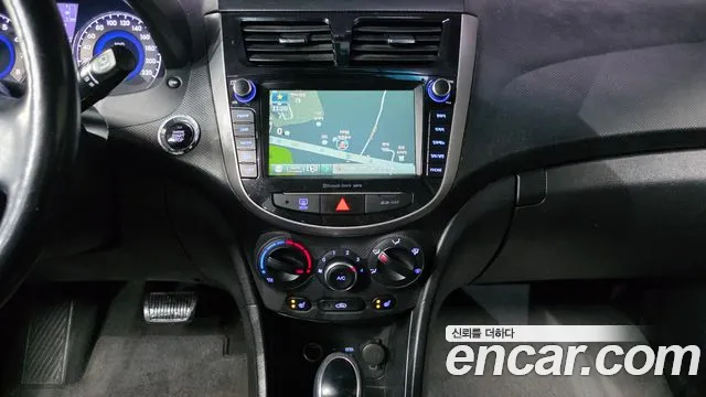 Hyundai Accent 2016 — фото 16