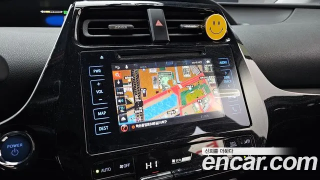 Toyota Prius 2016 — фото 14