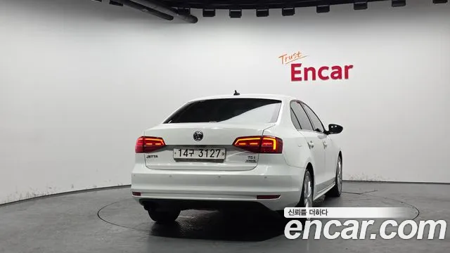 Volkswagen Jetta 2015 — фото 4