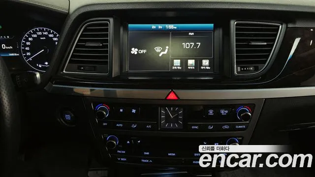 Hyundai Genesis 2015 — фото 14