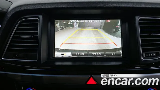 Hyundai Genesis 2015 — фото 15