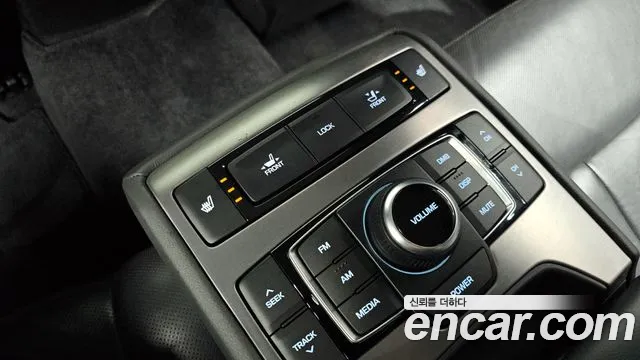 Hyundai Genesis 2015 — фото 19