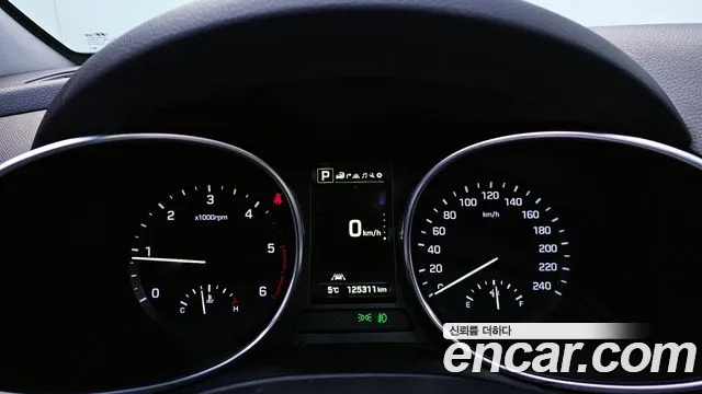 Hyundai Santafe 2017 — фото 8