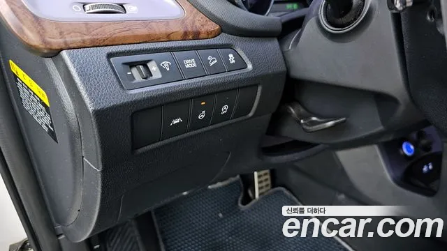 Hyundai Santafe 2017 — фото 14