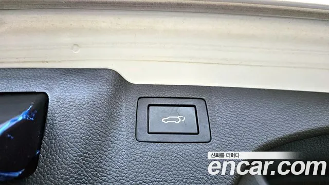 Hyundai Santafe 2017 — фото 18
