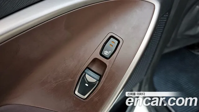 Hyundai Santafe 2017 — фото 20
