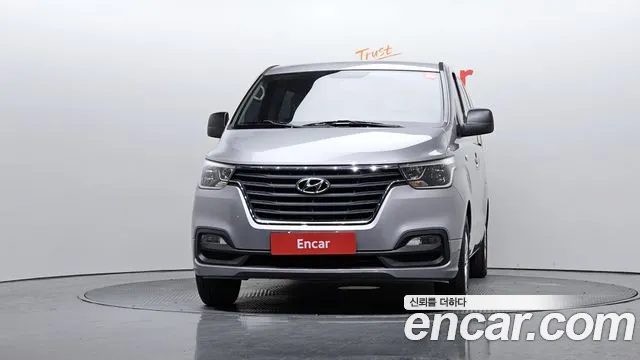 Hyundai Starex 2019 — фото 3