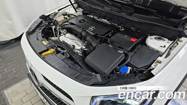 Mercedes-Benz GLB-Class 2022 — фото 6