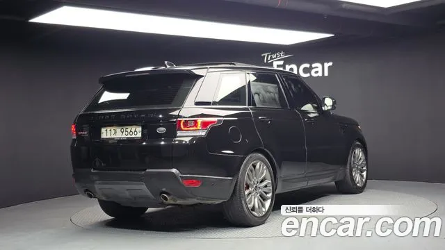 Land Rover Range Rover Sport 2017 — фото 2