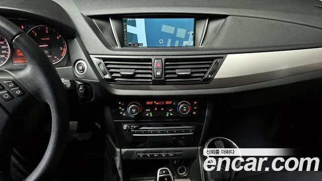 BMW X1 2013 — фото 14