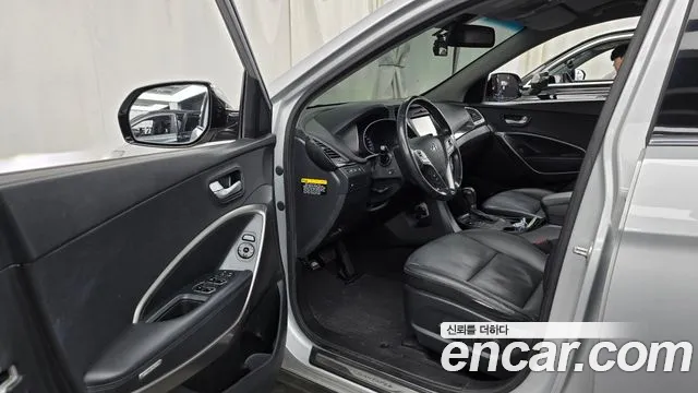 Hyundai Santafe 2015 — фото 10