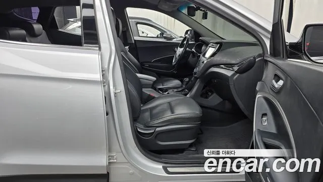 Hyundai Santafe 2015 — фото 11