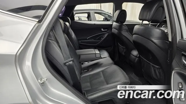Hyundai Santafe 2015 — фото 12