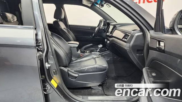 KG_Mobility_Ssangyong Rexton 2020 — фото 11
