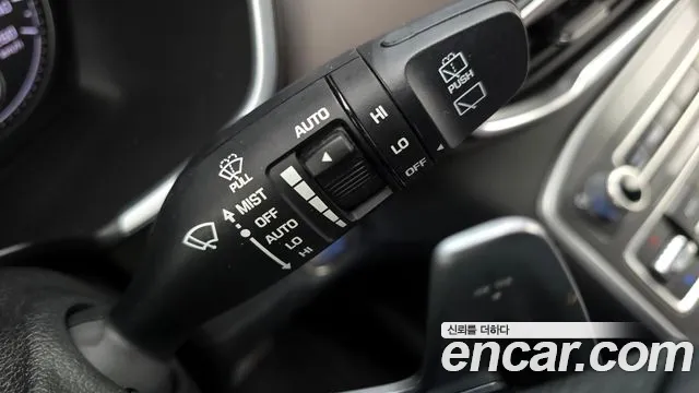 Hyundai Santafe 2021 — фото 18