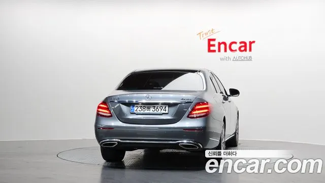 Mercedes-Benz E-Class 2020 — фото 4