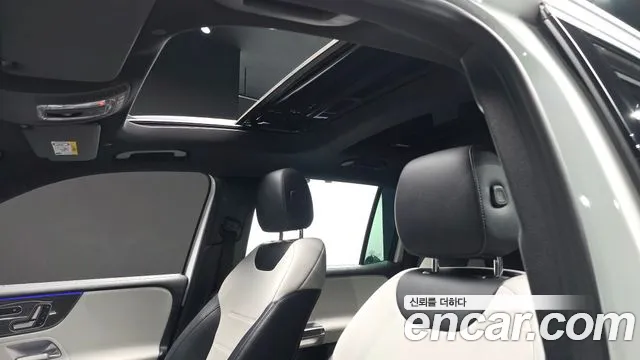 Mercedes-Benz GLB-Class 2021 — фото 17