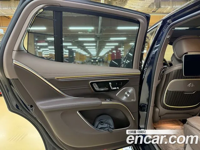 Mercedes-Benz EQS 2024 — фото 14