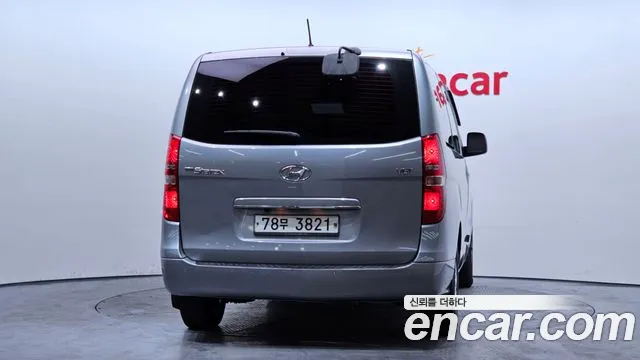 Hyundai Starex 2017 — фото 4