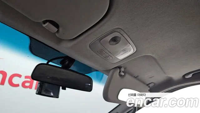 Hyundai Starex 2017 — фото 17