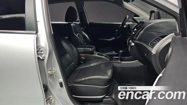 KG_Mobility_Ssangyong KORANDO 2016 — фото 10
