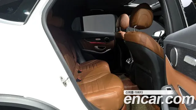 Mercedes-Benz GLC-Class 2023 — фото 12