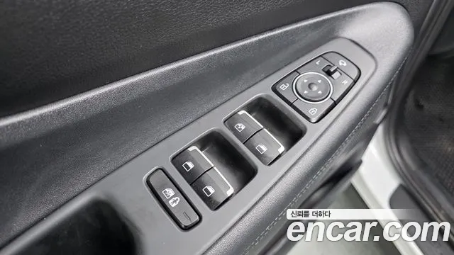 Hyundai Santafe 2021 — фото 12