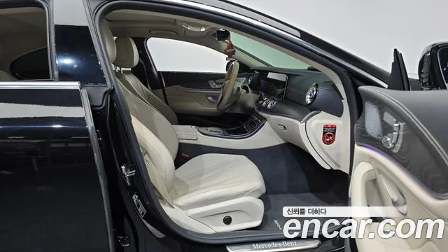 Mercedes-Benz CLS-Class 2023 — фото 11