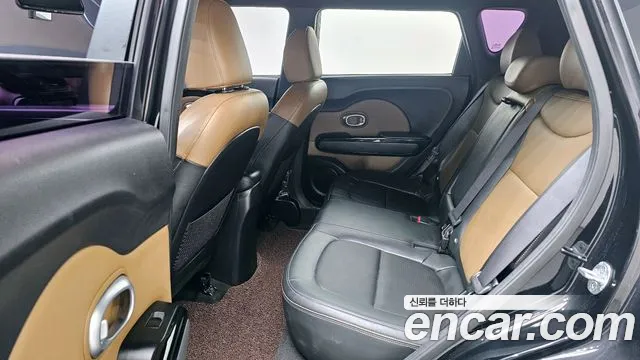 Kia Soul 2015 — фото 12