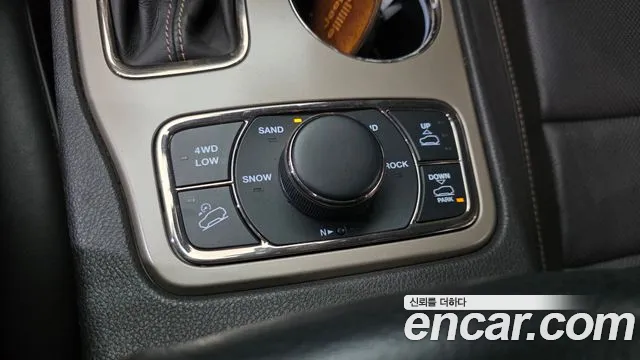 Jeep Cherokee 2016 — фото 17