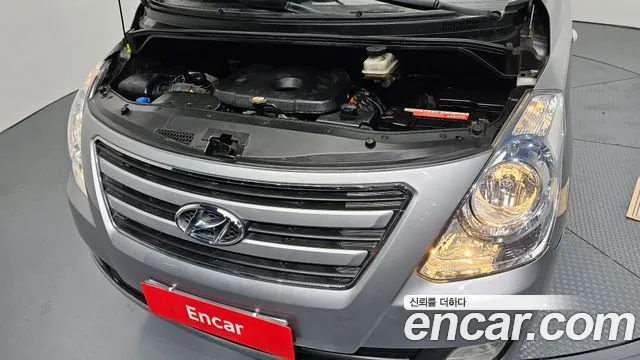 Hyundai Starex 2016 — фото 6