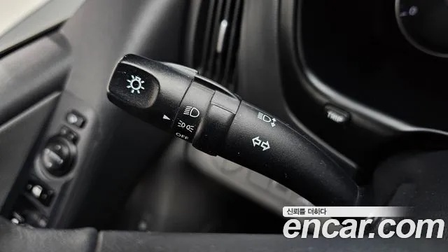 Hyundai Starex 2016 — фото 18